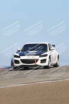 media/Oct-26-2025-CalClub SCCA (Sun) [[8ce1e69566]]/Group 2/Grapevine/